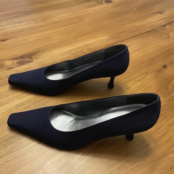 Stuart Weitzman Shoes - STUART WEITZMAN BLUE SHOES 2/$15